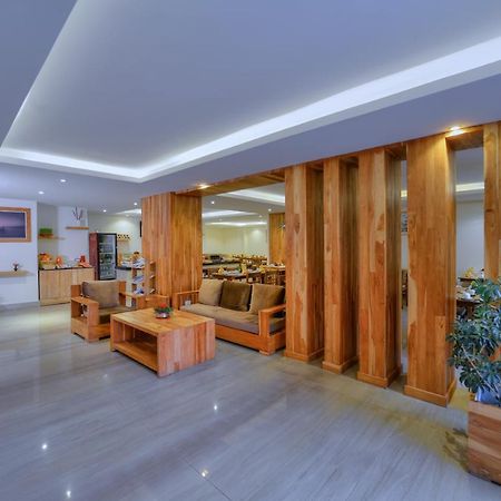 Aabas Pokhara By Barahi Hospitality Hotel Ngoại thất bức ảnh