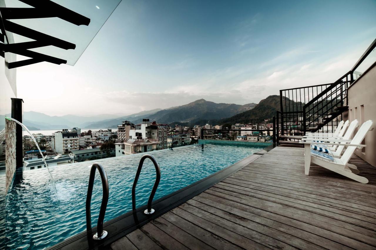Aabas Pokhara By Barahi Hospitality Hotel Ngoại thất bức ảnh
