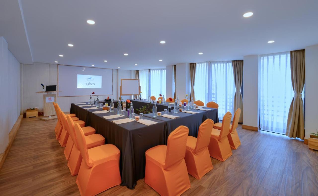Aabas Pokhara By Barahi Hospitality Hotel Ngoại thất bức ảnh