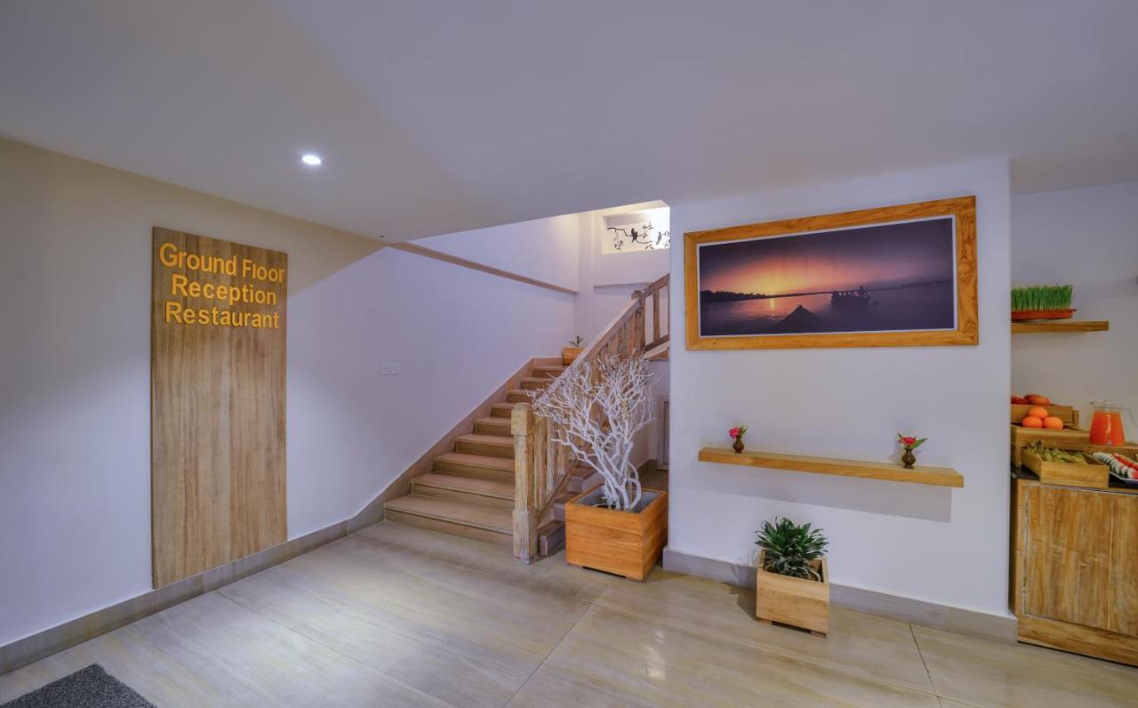 Aabas Pokhara By Barahi Hospitality Hotel Ngoại thất bức ảnh