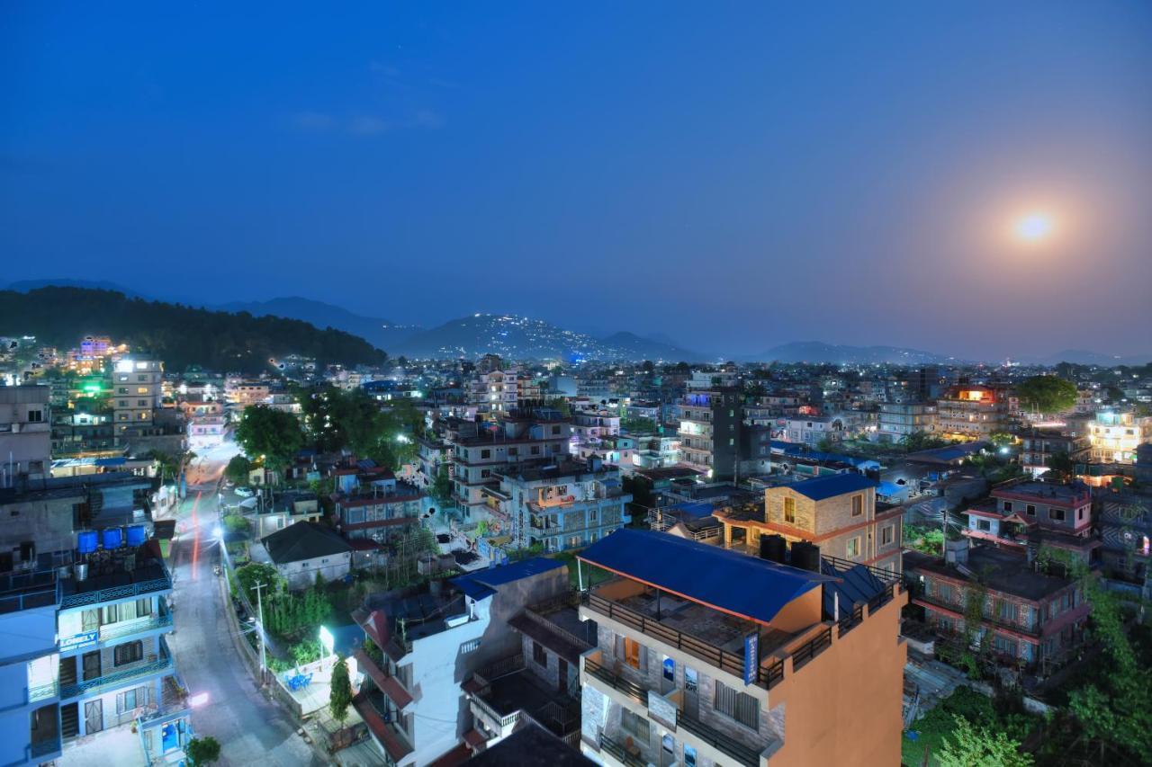 Aabas Pokhara By Barahi Hospitality Hotel Ngoại thất bức ảnh