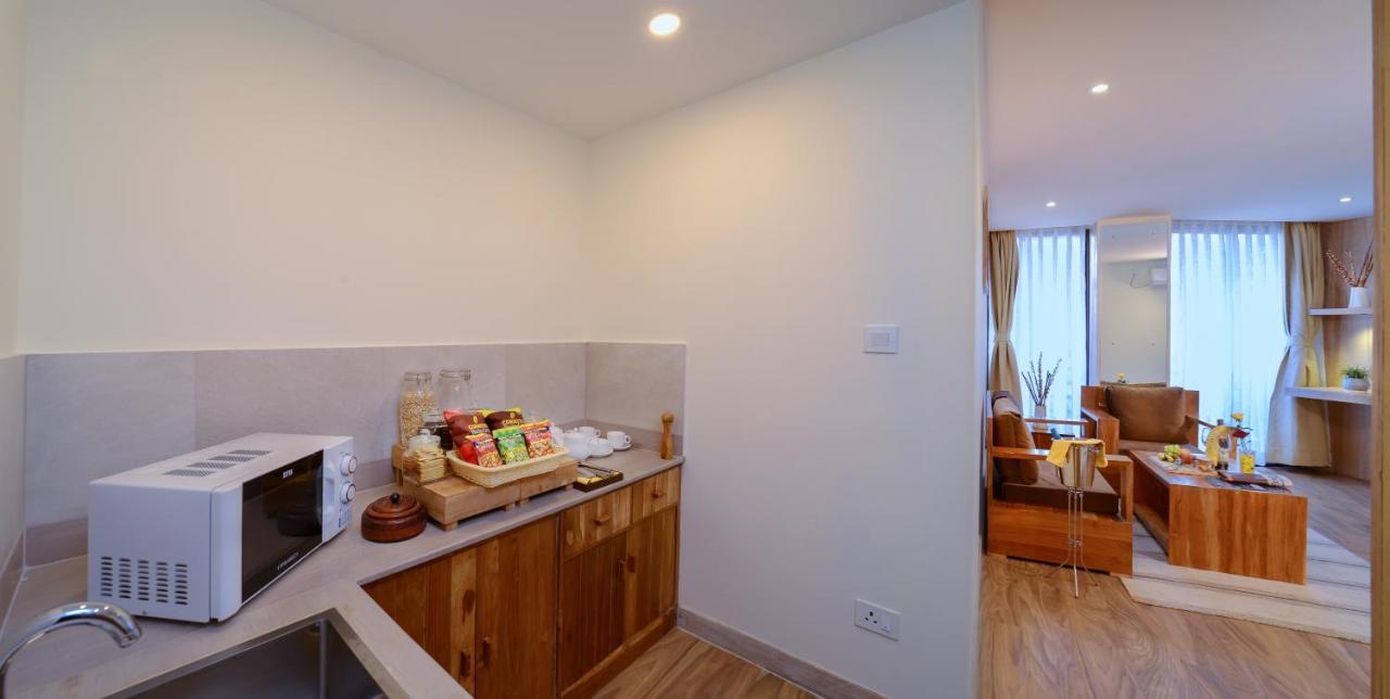 Aabas Pokhara By Barahi Hospitality Hotel Ngoại thất bức ảnh